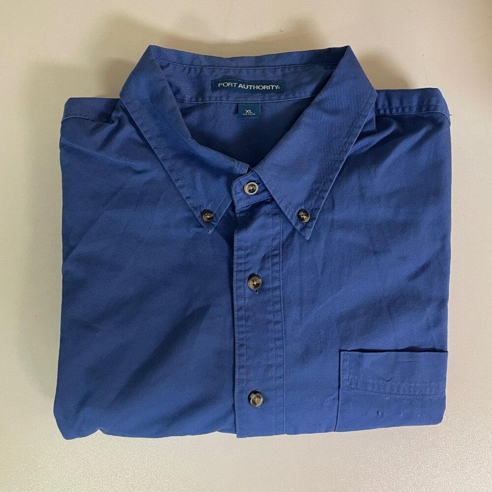Easy Care Wrinkle Resistant Long Sleeve Button Down Shirt w/ Pocket - Picture 6 of 8